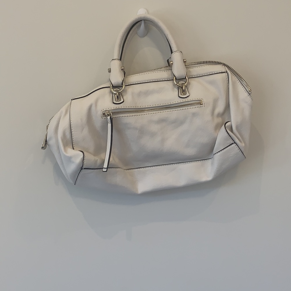 Guess Purse - Picture 3 of 5